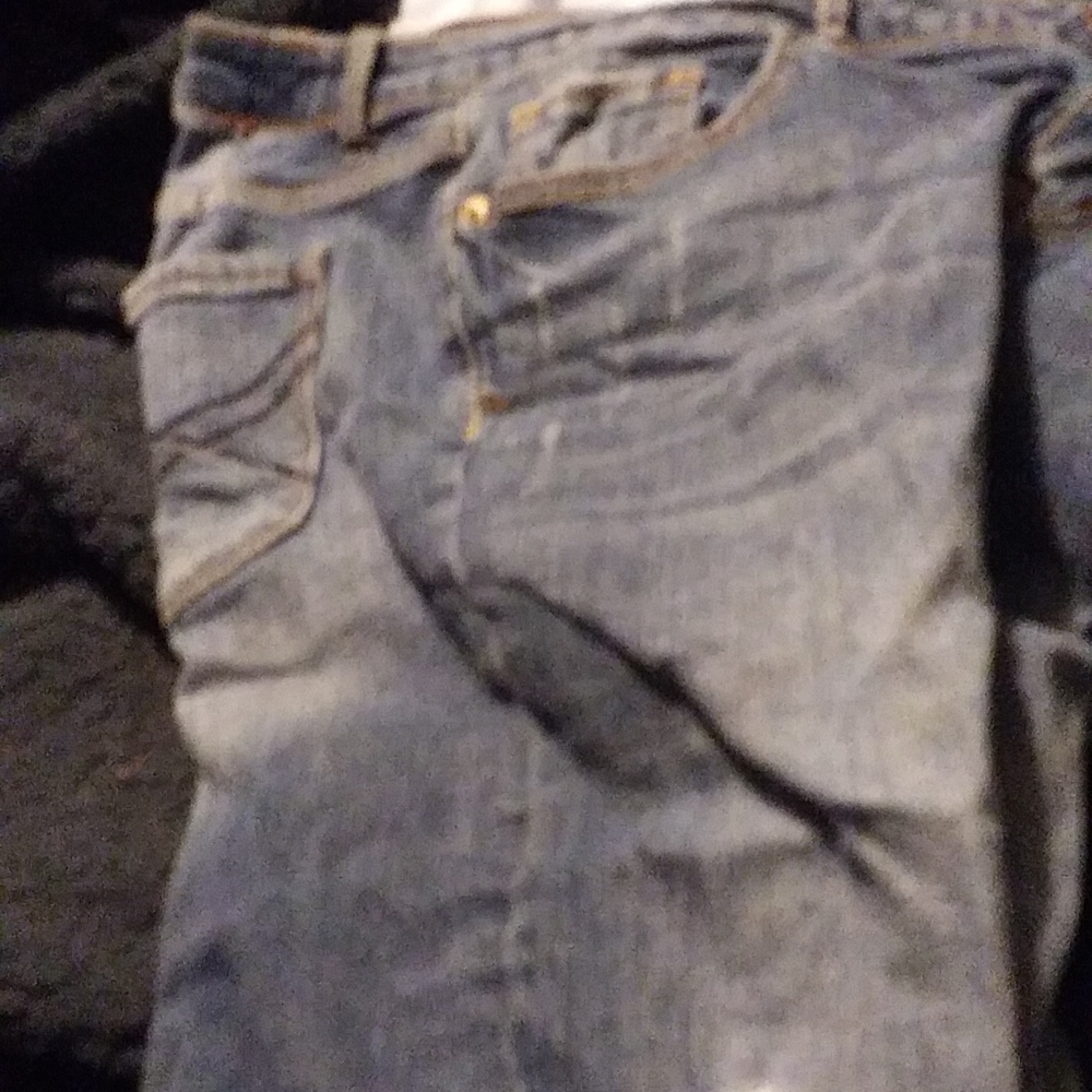 Jeans - Picture 3 of 4